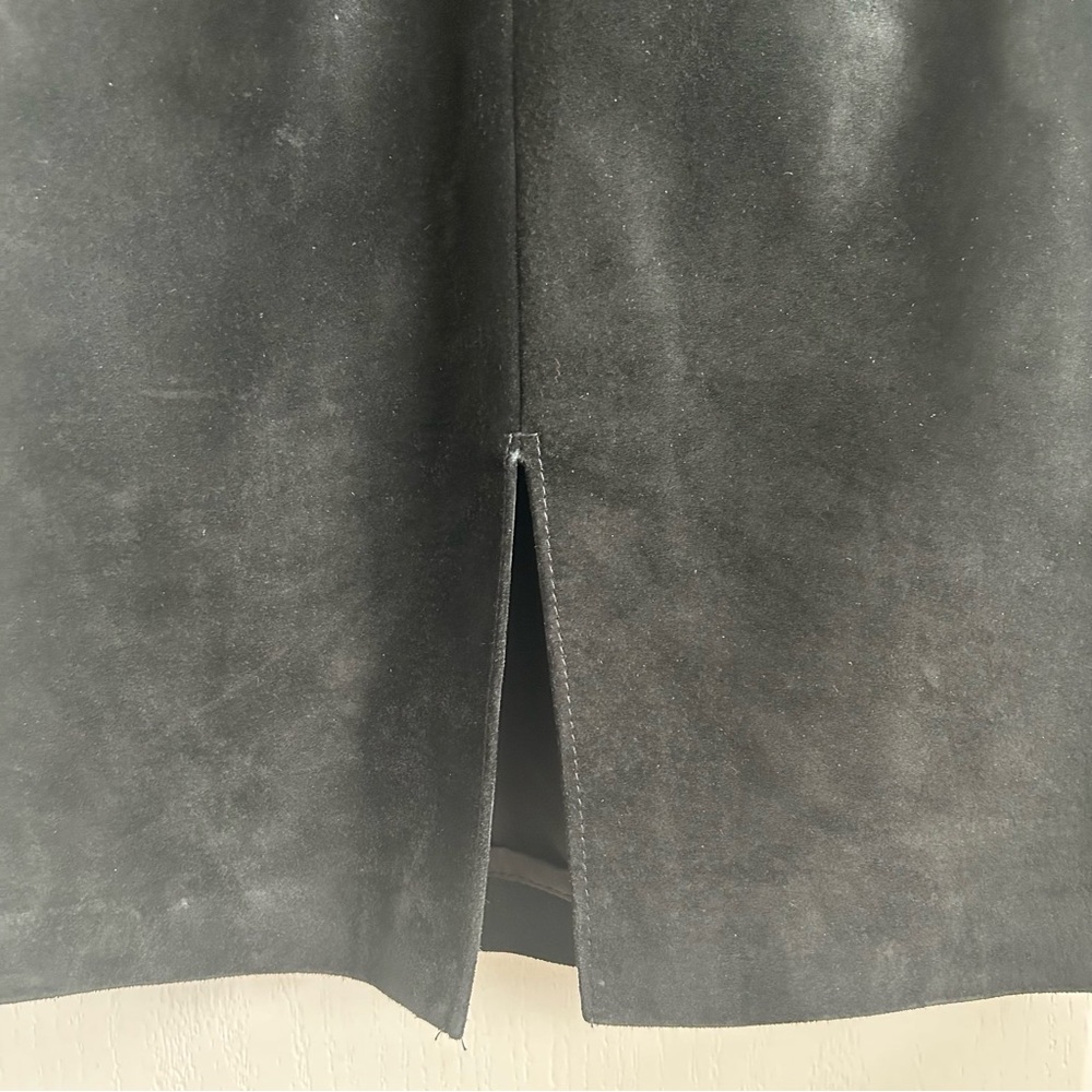 Danier Black Pencil Skirt - Picture 3 of 7